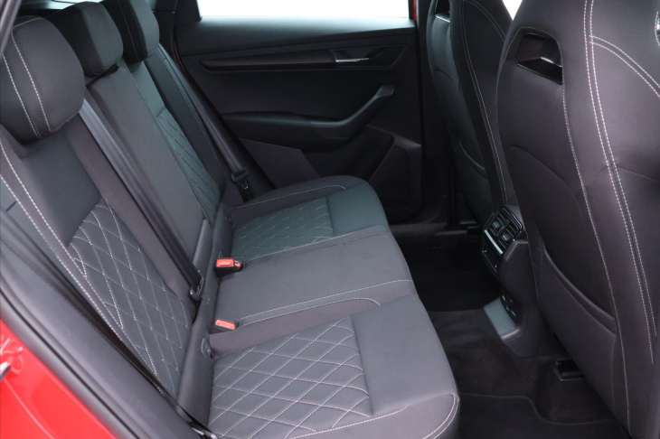 Škoda Karoq 1,5 TSI DSG Sportline 1Maj DPH