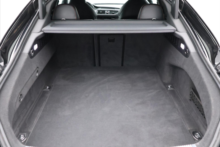 Audi A7 3,0 TDI 240kW Competiton S-LINE CZ DPH