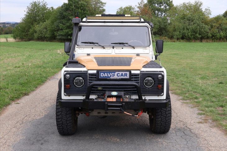 Land Rover Defender 2,5 110 Hard Top