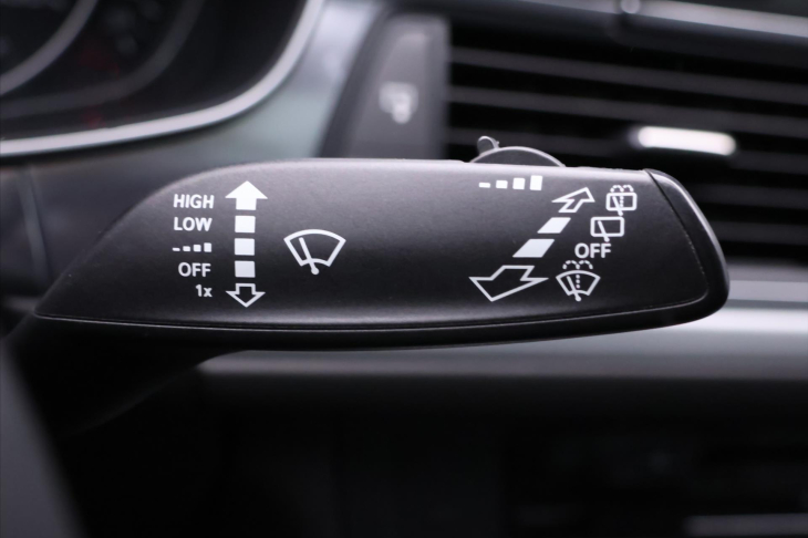 Audi A6 3,0 TDI 150 kW Kůže S-Line