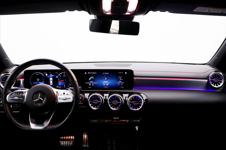Mercedes-Benz CLA 2,0 200d AMG LINE CZ DPH 77TKM