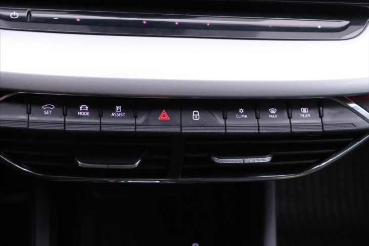 Škoda Octavia 2,0 TDI DSG Matrix Virtual DPH