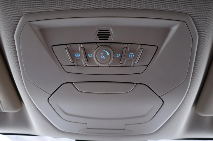 Ford Kuga 2,0 TDCi 132kW 4x4 Titanium