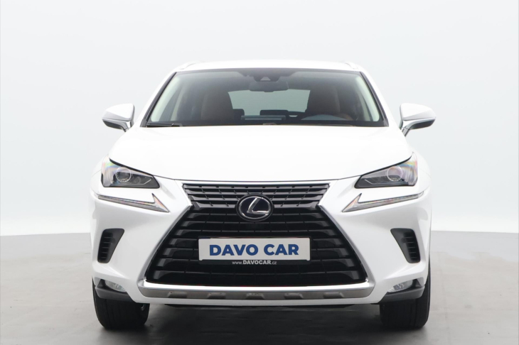 Lexus NX 300h 2,5 145 kW 4WD Prestige