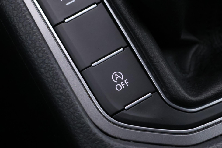 Volkswagen Golf Sportsvan 1,6 TDI 81kW Aut.klima Tažné