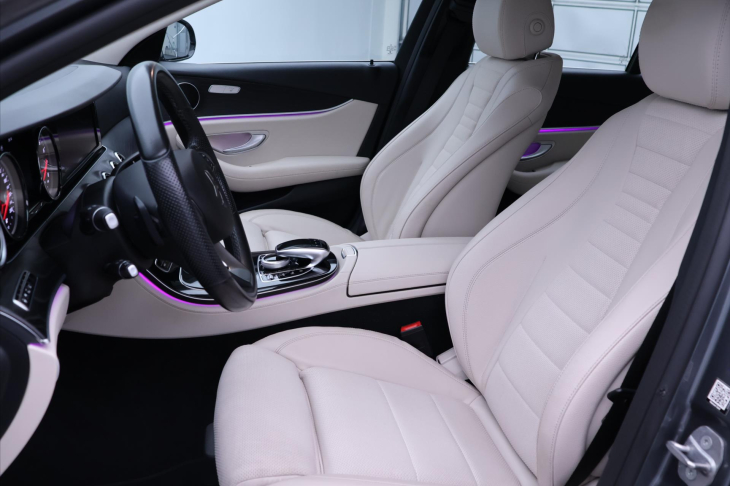 Mercedes-Benz Třídy E 2,0 250 AMG CZ 360° Kamera