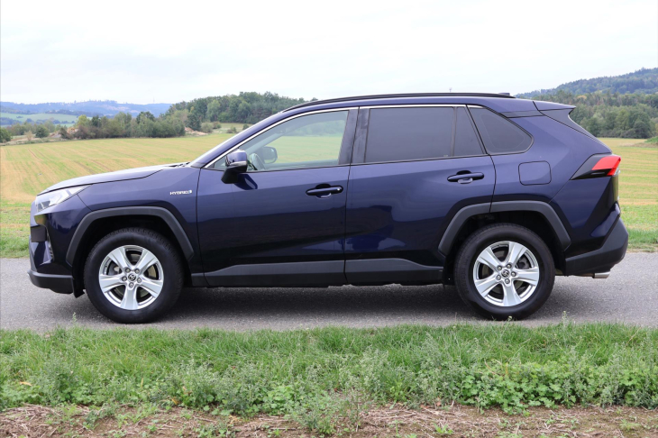 Toyota RAV4 2,5 131kW Hybrid Navigace