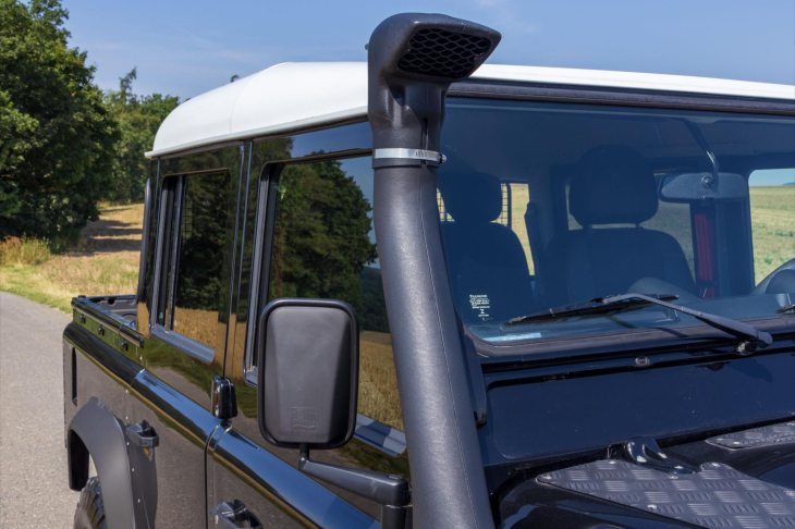 Land Rover Defender 2,2 TD Crew Cab Nový motor