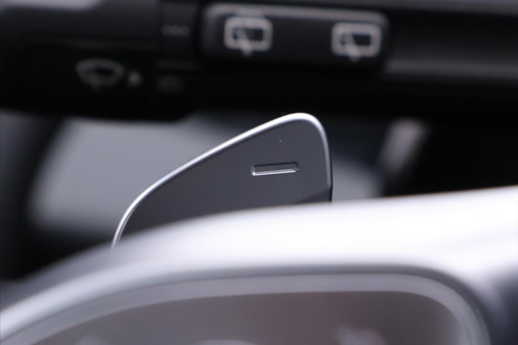 Mercedes-Benz GLA 2,0 220d 140kW 4Matic CZ LED