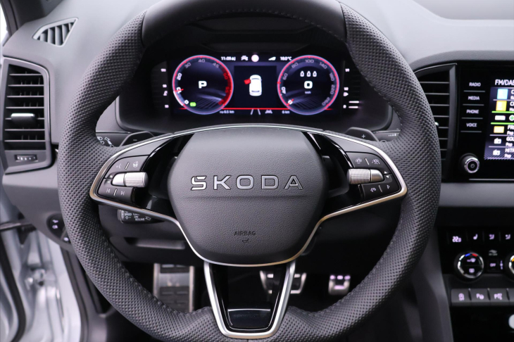 Škoda Karoq 2,0 TDI Sportline 4x4 DSG 1.maj.