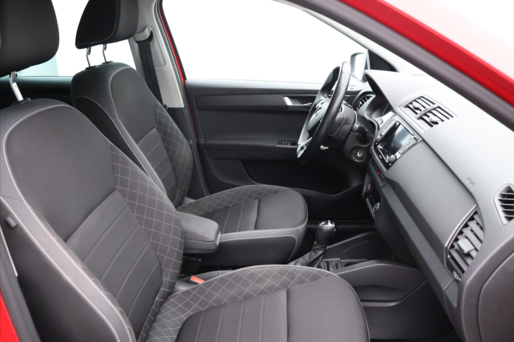 Škoda Fabia 1,0 TSI 70kW Tour CZ DPH DSG