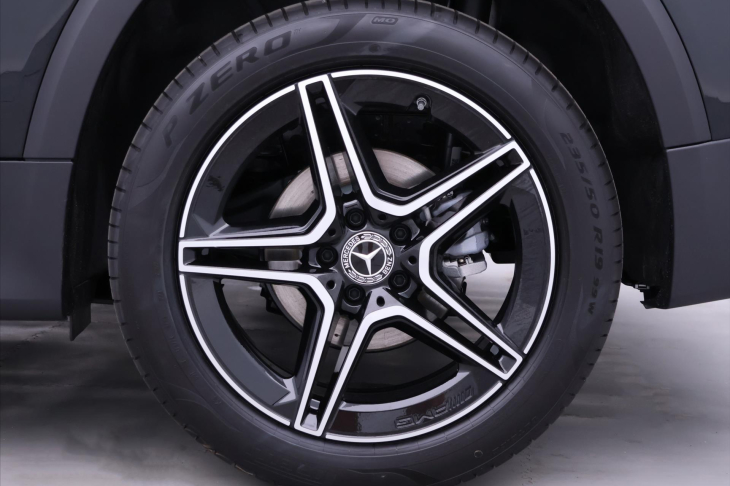 Mercedes-Benz GLB 2,0 200d 4MATIC AMG Premium