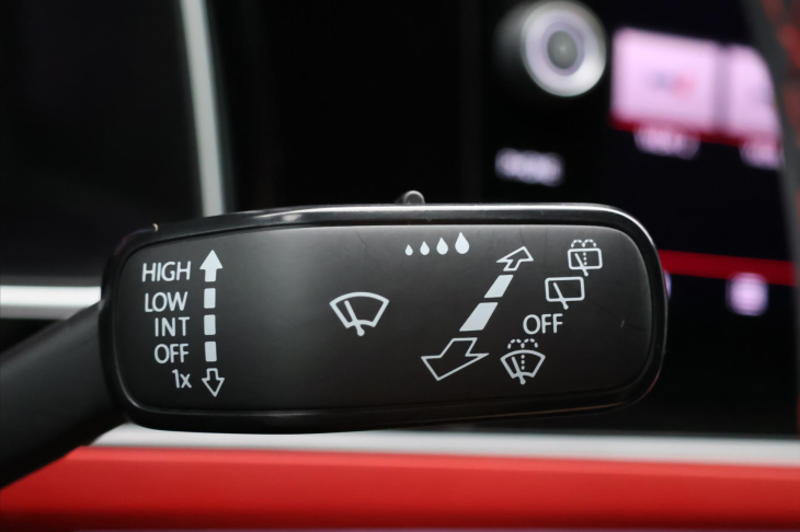 Volkswagen Polo 2,0 TSI GTI DSG Virtual Matrix
