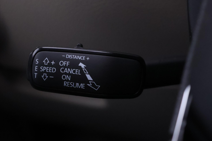 Škoda Superb 2,0 TDI  110 kW DSG DPH CZ