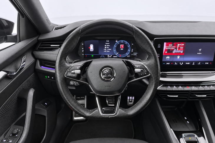 Škoda Octavia 2,0 TDI 110kW DSG Sportline CZ DPH