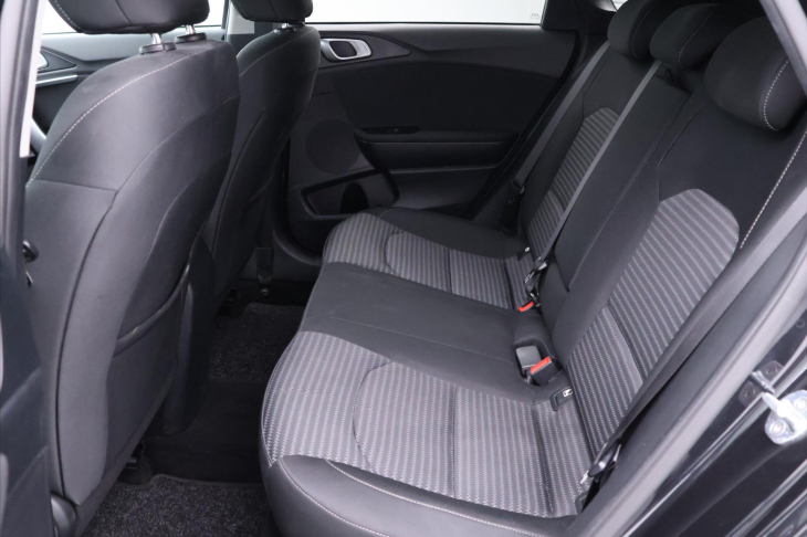 Kia Ceed 1,0 T-GDI 74kW Exclusive CZ