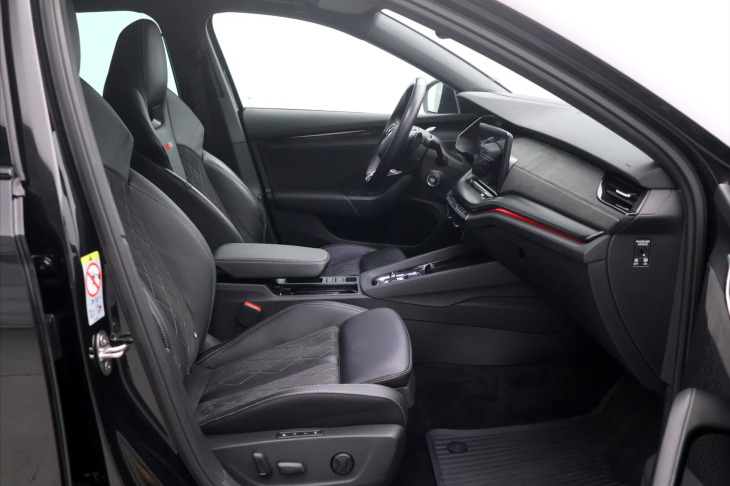 Škoda Octavia 2,0 RS TDI DSG 147kW DPH pano