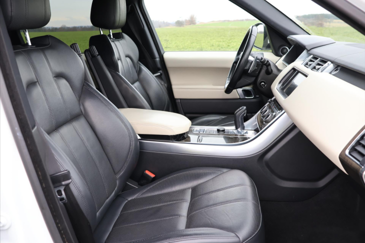Land Rover Range Rover Sport 3,0 SDV6 215kW Kůže Kamera CZ