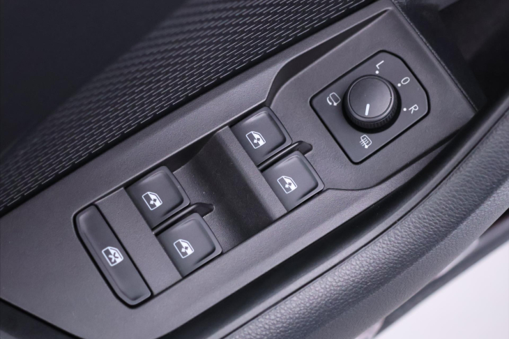 Škoda Octavia 2,0 TDI 110kW DSG Style CZ DPH