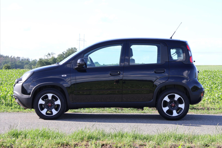Fiat Panda 1,0 i Hybrid Cross Klima DPH