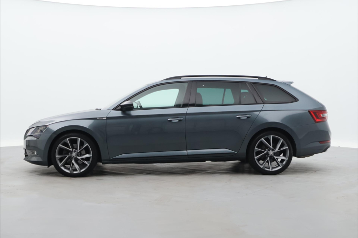 Škoda Superb 2,0 TDI 140kW DSG Sportline 4x4