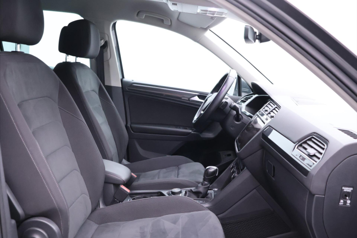 Volkswagen Tiguan 2,0 TDI 176kW Highline DPH CZ