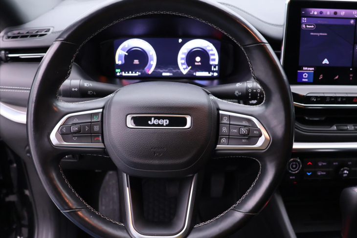 Jeep Compass 1,3 T-GDI Aut. Limited DPH 1.Maj