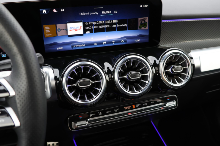 Mercedes-Benz GLB 2,0 220 4Matic AMG Premium