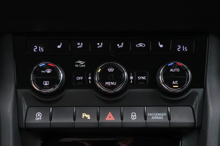 Škoda Karoq 1,5 TSI 110kW Style DSG DPH