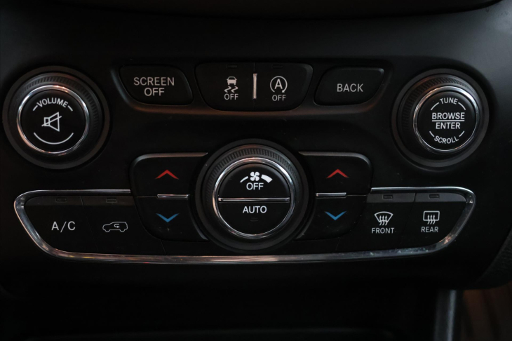 Jeep Cherokee 2,0 CRDI 125kW Aut. 4x4