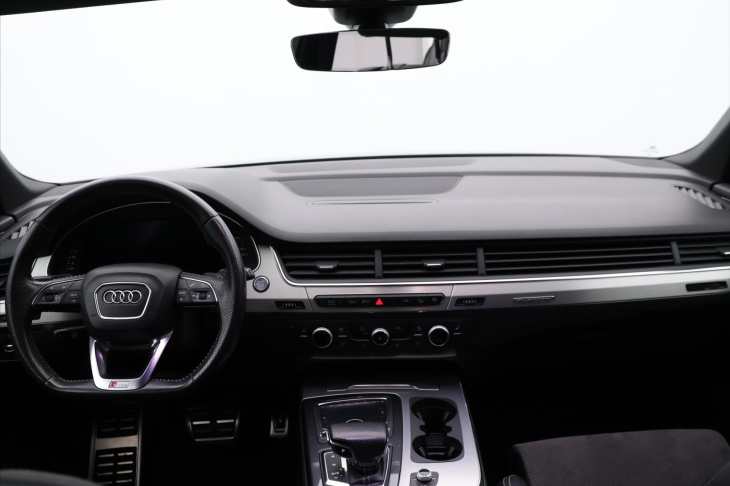 Audi Q7 3,0 TDI 200kW Quattro S-LINE