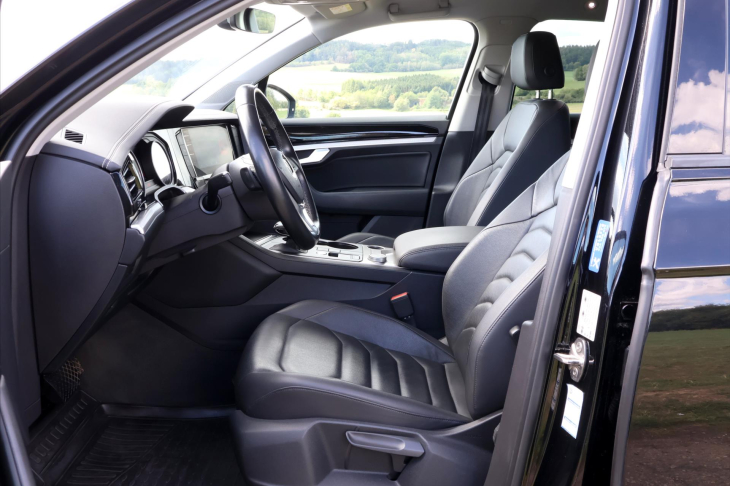 Volkswagen Touareg 3,0 TDI 170kW 4x4 Tažné CZ