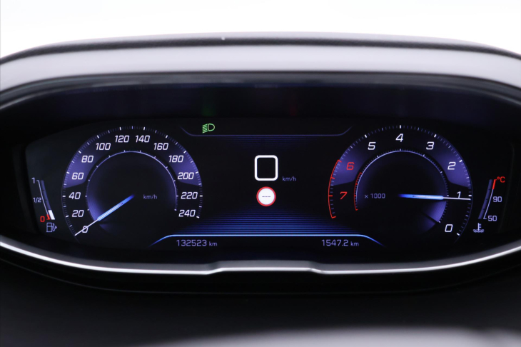 Peugeot 5008 1,2 PureTech 96kW Navi Virtual