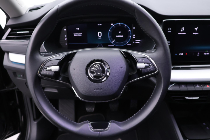 Škoda Octavia 2,0 TDI 1.Maj matrix virtual