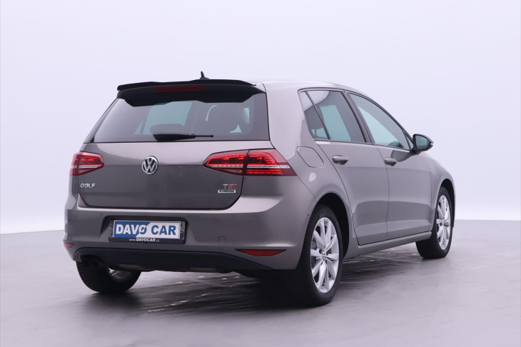 Volkswagen Golf 1,4 TSI 110kW Highline Navi