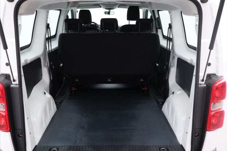 Peugeot Traveller 2.0 BlueHDI 110kW 5-Míst L2