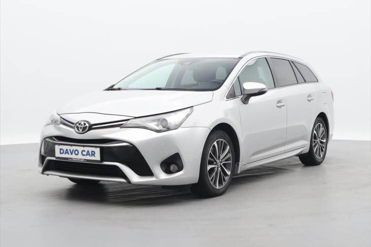 Toyota Avensis 2,0 D-4D 105kW Aut.klima CZ
