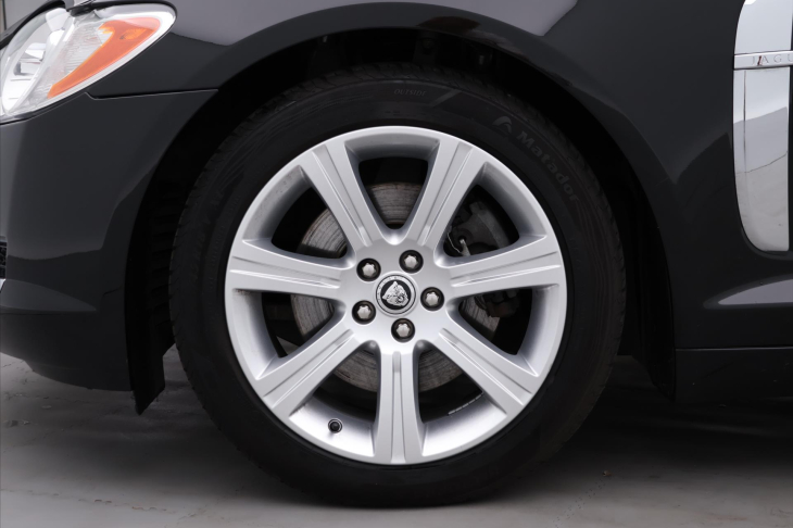 Jaguar XF 3,0 D 155kW Luxury