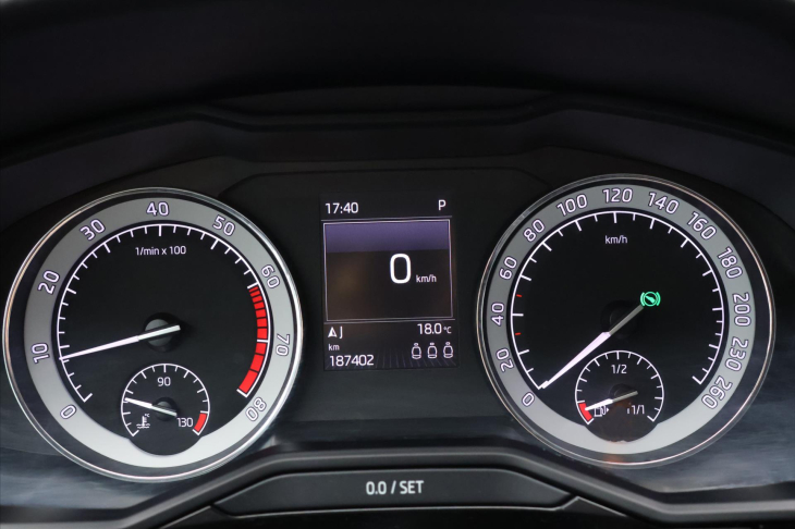 Škoda Superb 2,0 TSI 242kW DSG 4x4 L&K CZ