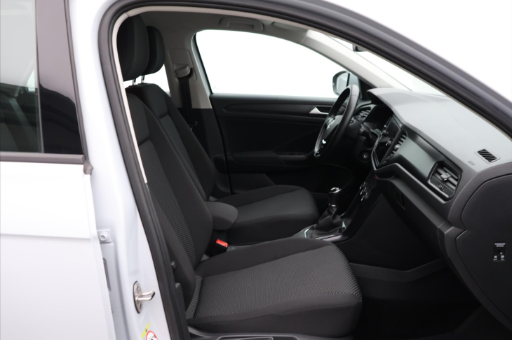 Volkswagen T-Roc 1,5 TSI 110 kW Aut.Klima 1.Maj.
