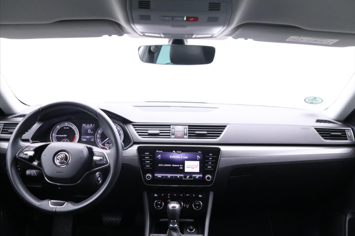 Škoda Superb 2,0 TDI 110kW Style DSG DPH CZ