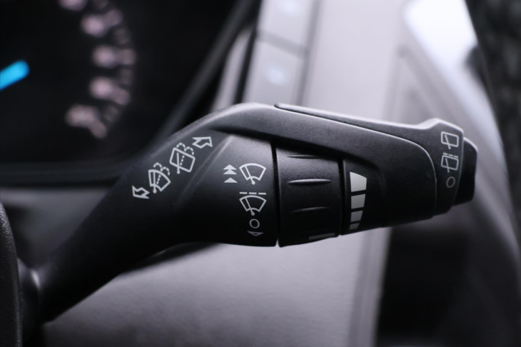 Ford Tourneo Custom 2,2 TDCi 114kW CZ L2 Titanium