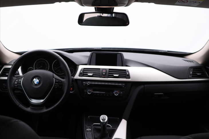 BMW Řada 3 2,0 328i Advantage GT 1.Maj.