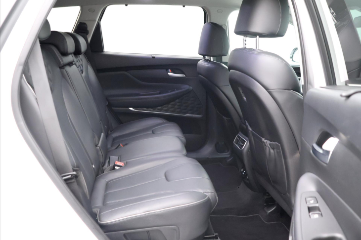 Hyundai Santa Fe 2.2 CRDI 142kW 4x4 Style CZ DPH