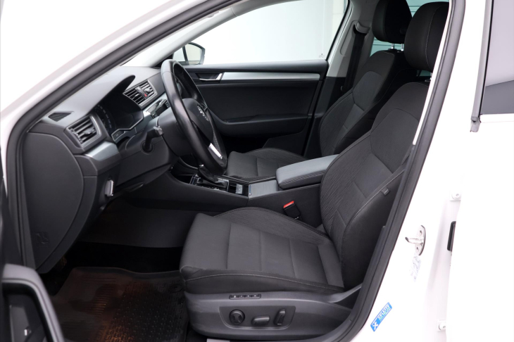 Škoda Superb 2,0 TDI 140kW DSG 4x4 CZ
