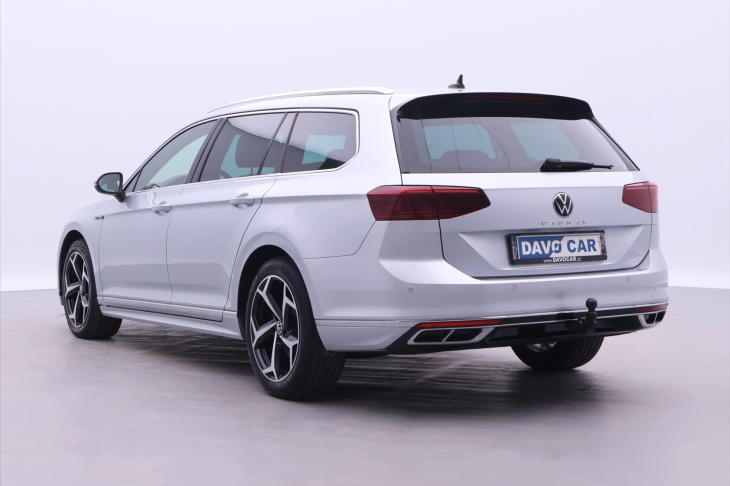 Volkswagen Passat 2.0 TDI DSG R-LINE Matrix