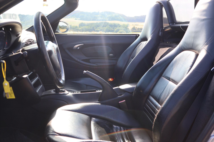 Porsche Boxster 2,7 986 2.7i 162kW Xenon