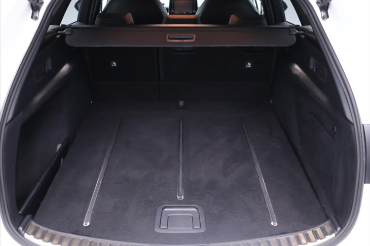 Toyota Corolla 2,0 e-CVT 112kW Executive CZ