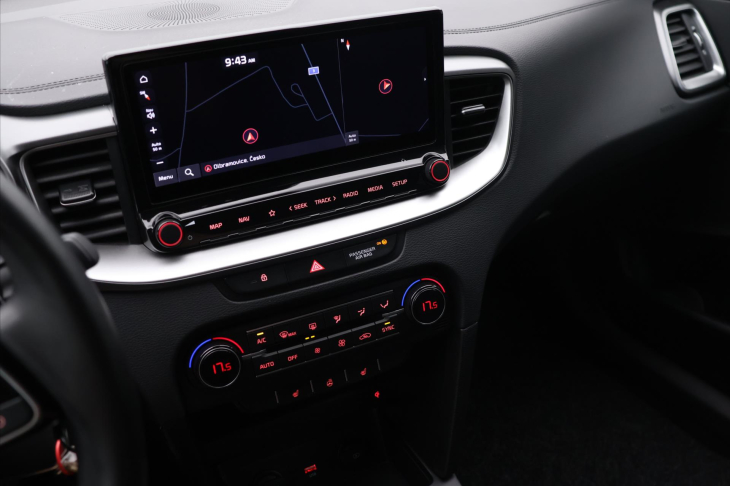 Kia Ceed 1,5 T-GDI 117kW DPH CZ