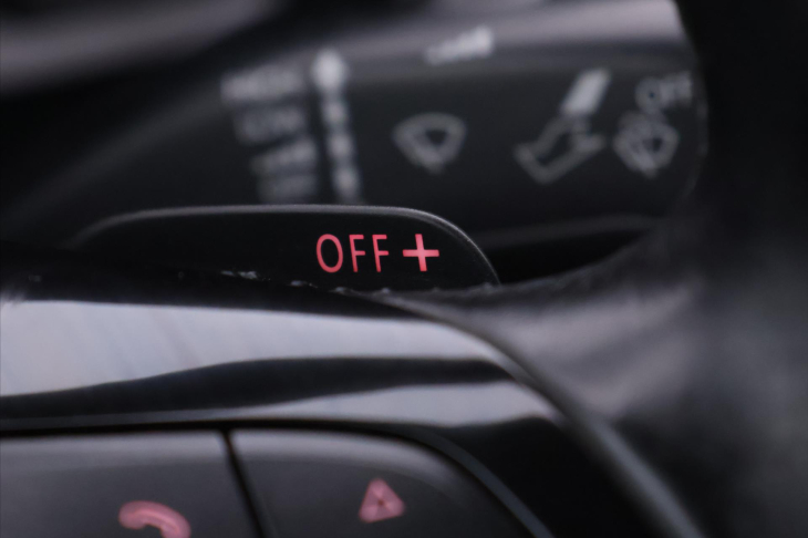 Volkswagen Amarok 3,0 TDI V6 Highline DPH Navi